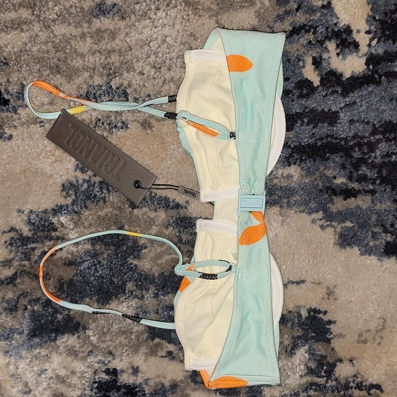 Bathing suit bra top - Picture 4 of 4